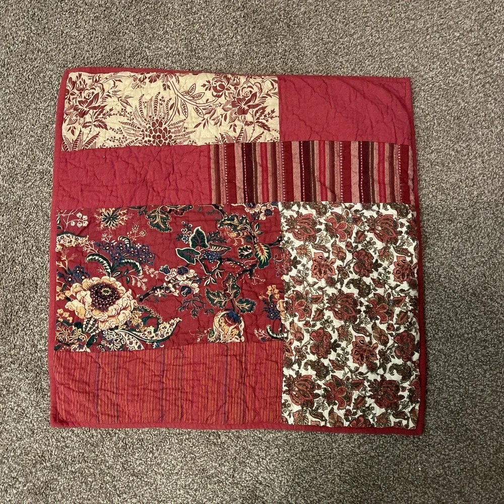 Pottery Barn Set/2 Johanna‎ RED Patchwork Quilted EURO Shams 26 X26 Set